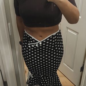 Elegant Black and White Polka Dot Pencil Skirt